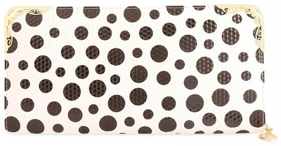 Circuzz Women Evening/Party Black, White Genuine Leather Sling Bag