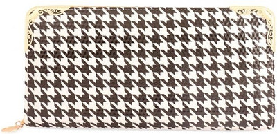 50% OFF on Circuzz Women Evening/Party Black, White Genuine Leather Sling Bag