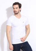 25% OFF on United Colors of Benetton Solid Men's V-neck T-Shirt 25% OFF on United Colors of Benetton Solid Men's V-neck T-Shirt