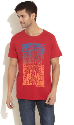 40% OFF on Urban Yoga Solid Men's Round Neck T-Shirt