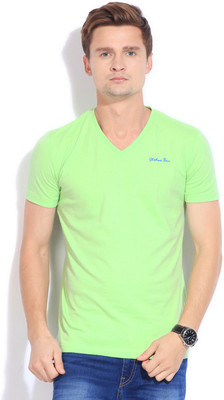 29% OFF on Status Quo Solid Men's V-neck T-Shirt