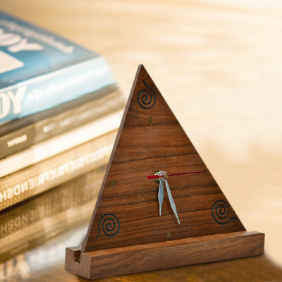 46% OFF on ExclusiveLane Analog Brown Clock 46% OFF on ExclusiveLane Analog Brown Clock