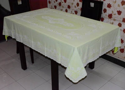 20% OFF on Katwa Clasic Abstract 4 Seater Table Cover 20% OFF on Katwa Clasic Abstract 4 Seater Table Cover