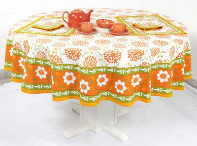 63% OFF on Chromatic Collection Floral 6 Seater Table Cover