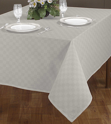 10% OFF on Airwill Self Design 4 Seater Table Cover