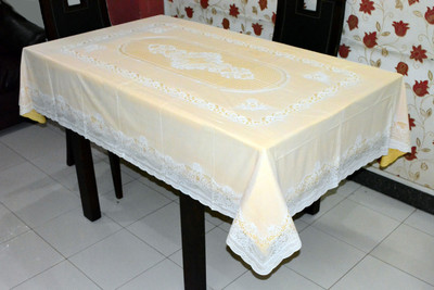 20% OFF on Katwa Clasic Abstract 4 Seater Table Cover 20% OFF on Katwa Clasic Abstract 4 Seater Table Cover
