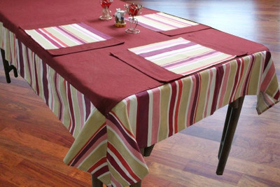 40% OFF on Dekor World Maroon Cotton Table Linen Set