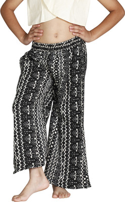 42% OFF on H&F Regular Fit Girl's Trousers 42% OFF on H&F Regular Fit Girl's Trousers