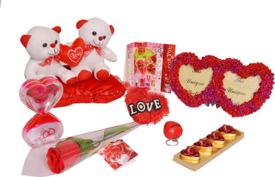29% OFF on Indigo Creatives Rosy Heart couple photo frame, Rose, Candles, Teddy, water game, key chain, Card Super pack Valentine Gift Set