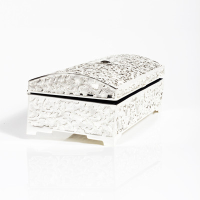 CherryTin Silver Collage Box Jewellery Vanity Case Silver CherryTin Silver Collage Box Jewellery Vanity Case Silver