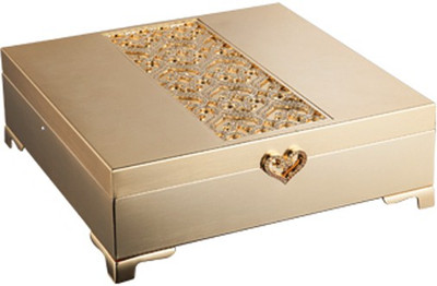 Treta Golden Royal Box Makeup And Jewellery Vanity Case Silver Treta Golden Royal Box Makeup And Jewellery Vanity Case Silver