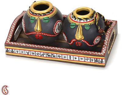 45% OFF on Aapno Rajasthan Hand Painted in Tribal Style Set and Tray Terracotta Vase 45% OFF on Aapno Rajasthan Hand Painted in Tribal Style Set and Tray Terracotta Vase