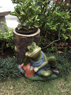 16% OFF on Wonderland Polyresin Vase 16% OFF on Wonderland Polyresin Vase