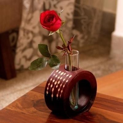 22% OFF on Tokenz Round And Elegant Bud Wooden Vase