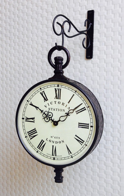 38% OFF on Medieval India Victoria Station Single Sided 10 Analog Wall Clock Black