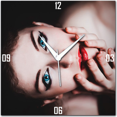70% OFF on WebPlaza Sweet Lips Girl Analog Wall Clock Multicolor